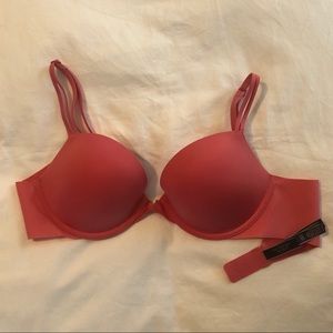 Victoria’s Secret Sexy Illusions Bra
